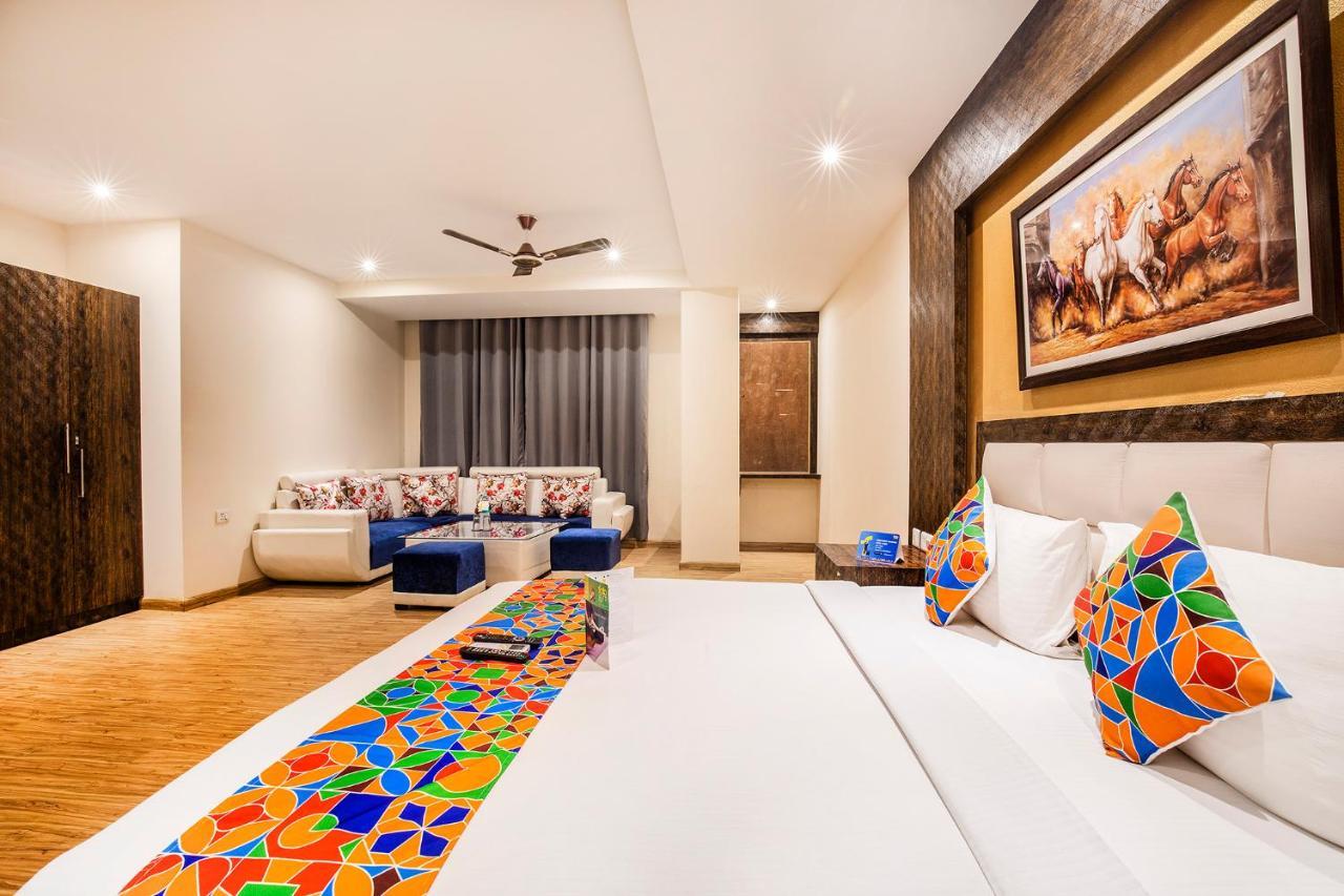 Fabhotel Shoba Estate Delhi Airport Ню Делхи Екстериор снимка